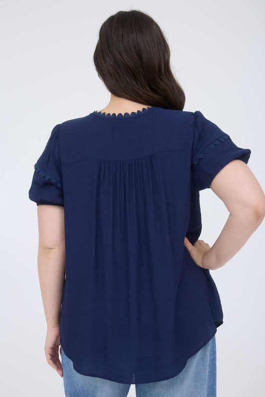 PLUS SCALLOP TRIM FRONT TIE DETAIL PUFF SLEEVE TOP: NAVY