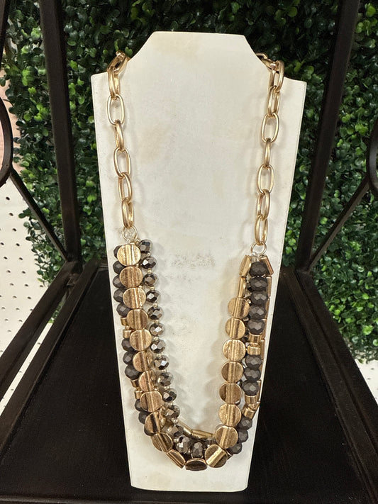 TRIPLE STACK BEAD NECKALCE
