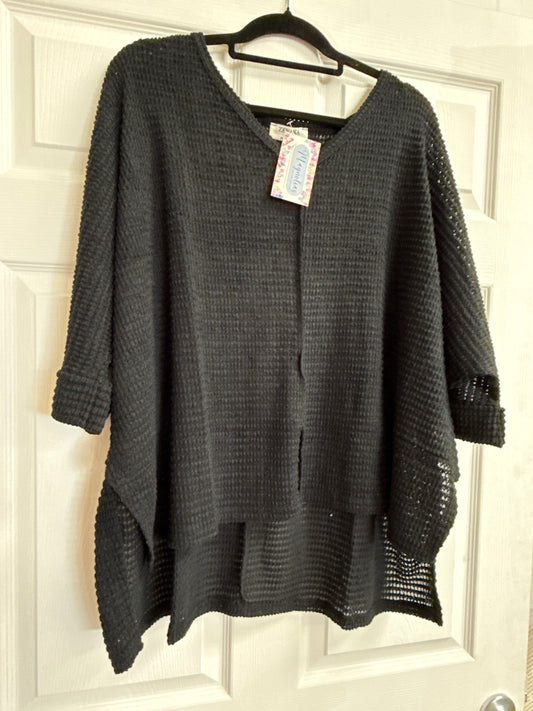 PLUS 3/4 SLEEVE V-NECK HI-LOW HEM JACQUARD SWEATER