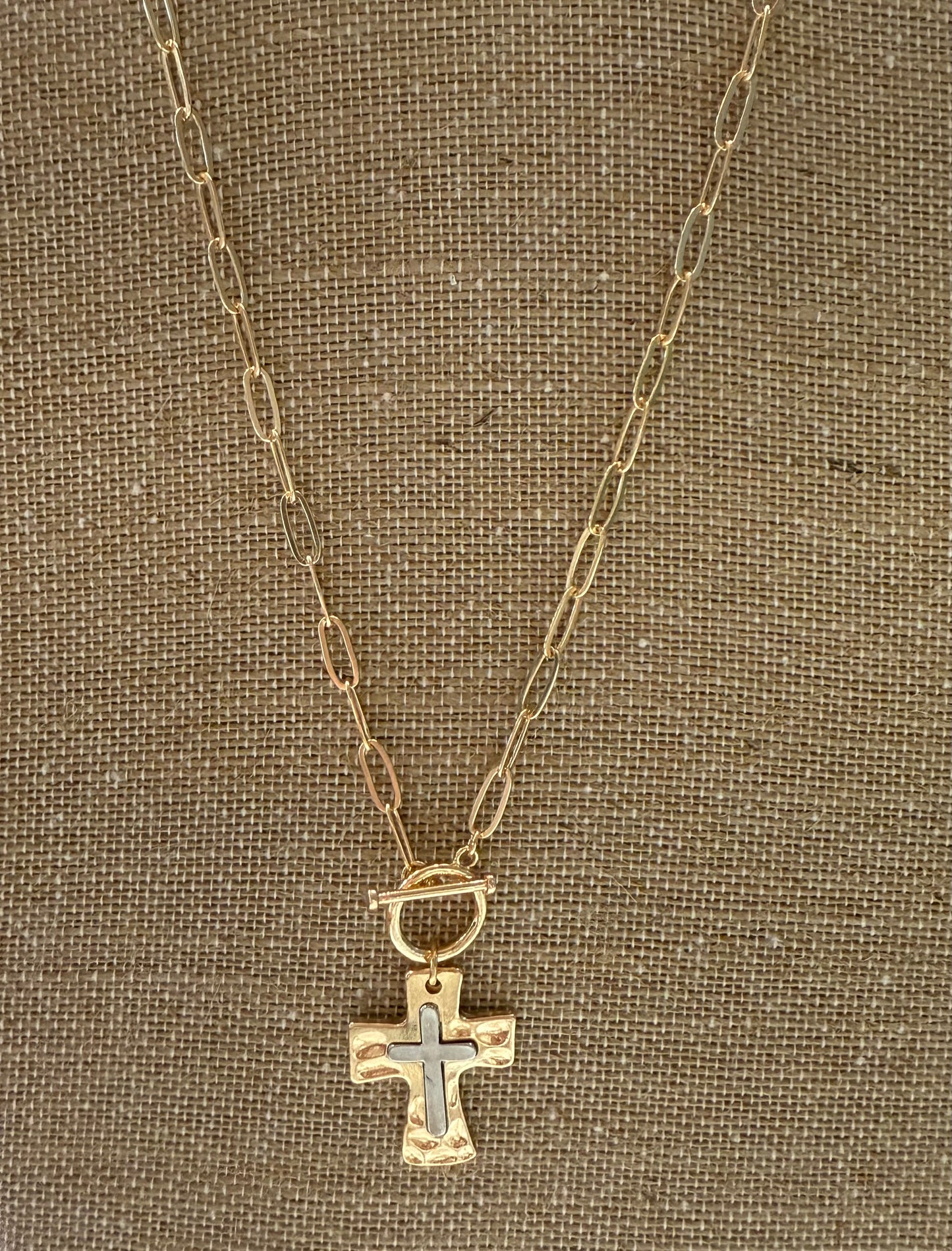 link cross necklace