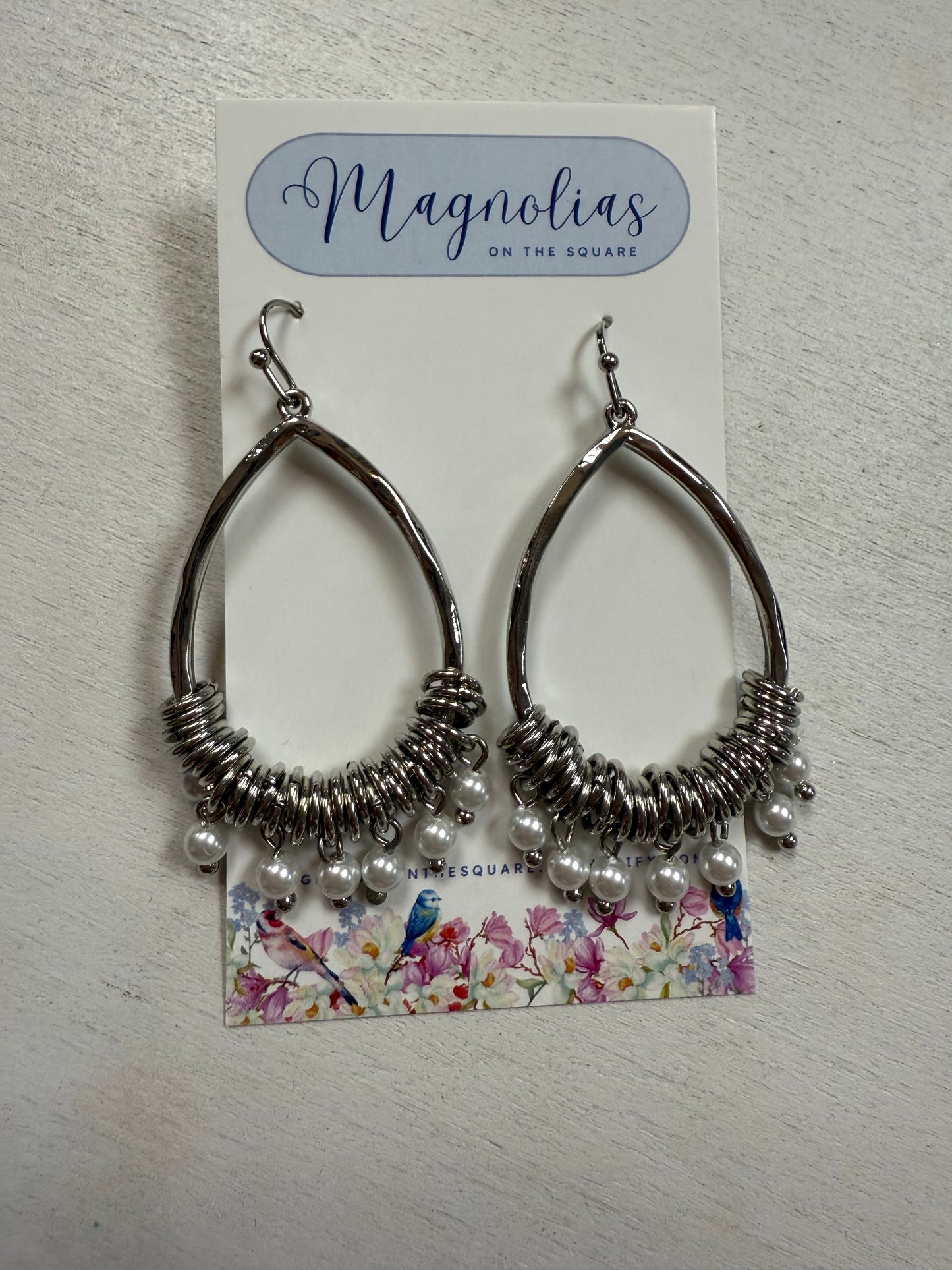 Pearl dangle earrings