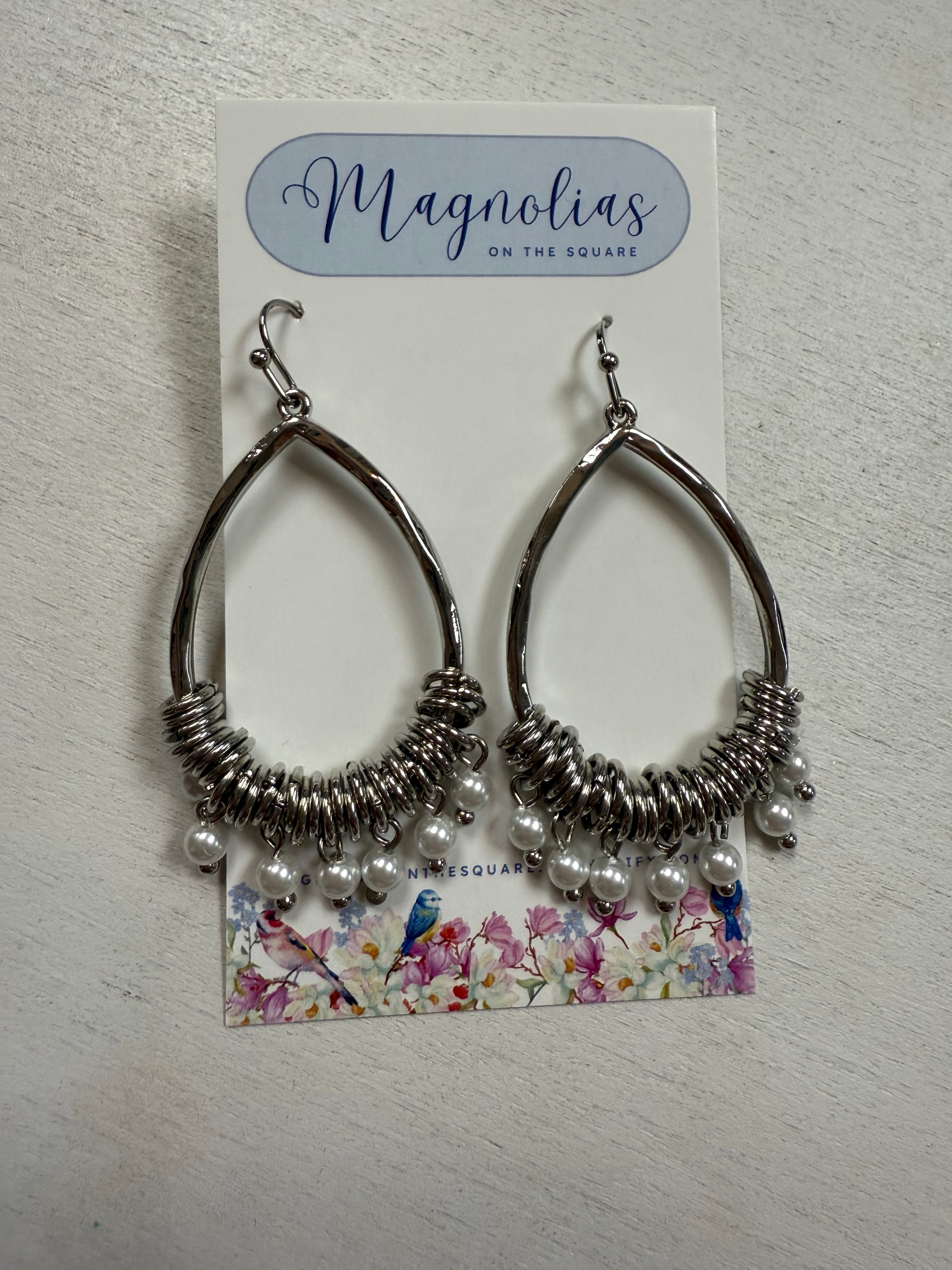 Pearl dangle earrings