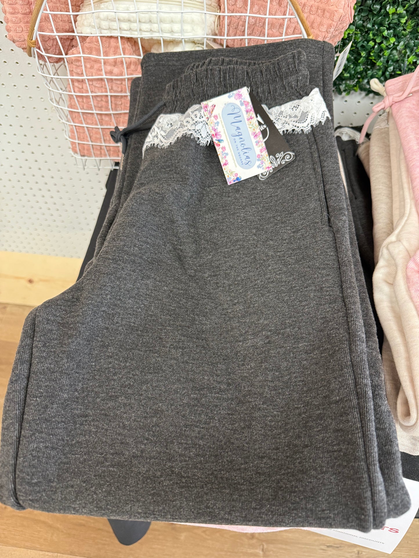 DOORBUSTER - FUN AND LACEY PANT