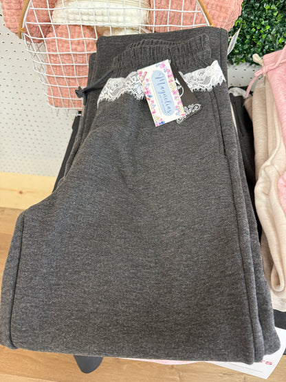 DOORBUSTER - FUN AND LACEY PANT