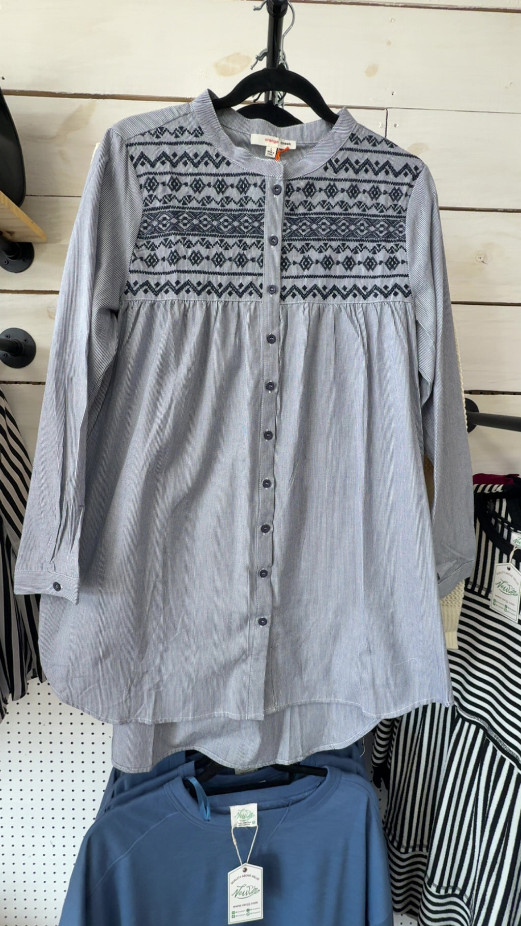 PINSTRIPE EMBROIDERY TOP