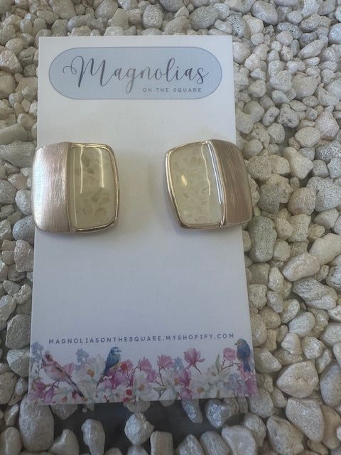 SPARKLE STONE STUDS