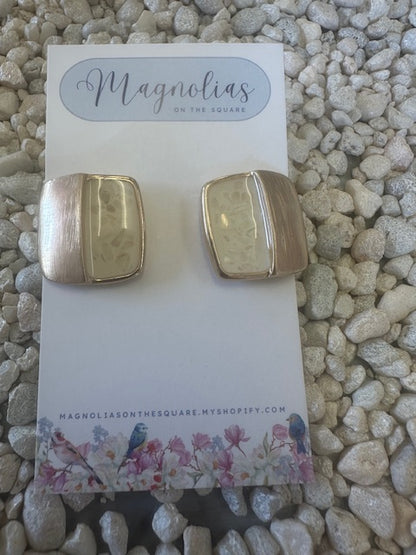 SPARKLE STONE STUDS