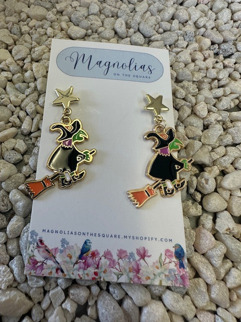 FLY AWAY WITCH EARRING