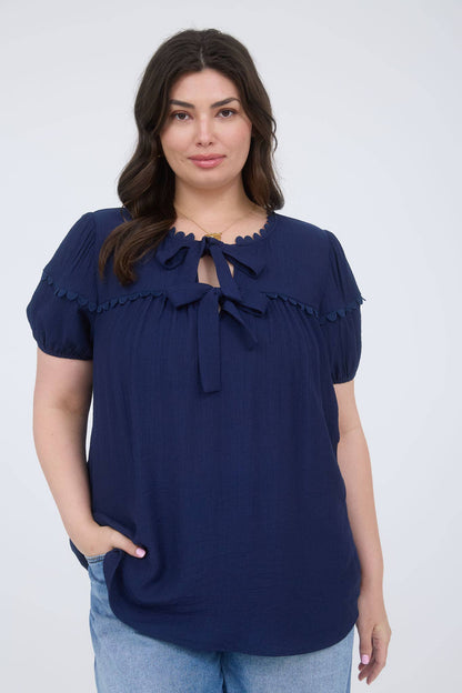 PLUS SCALLOP TRIM FRONT TIE DETAIL PUFF SLEEVE TOP: NAVY