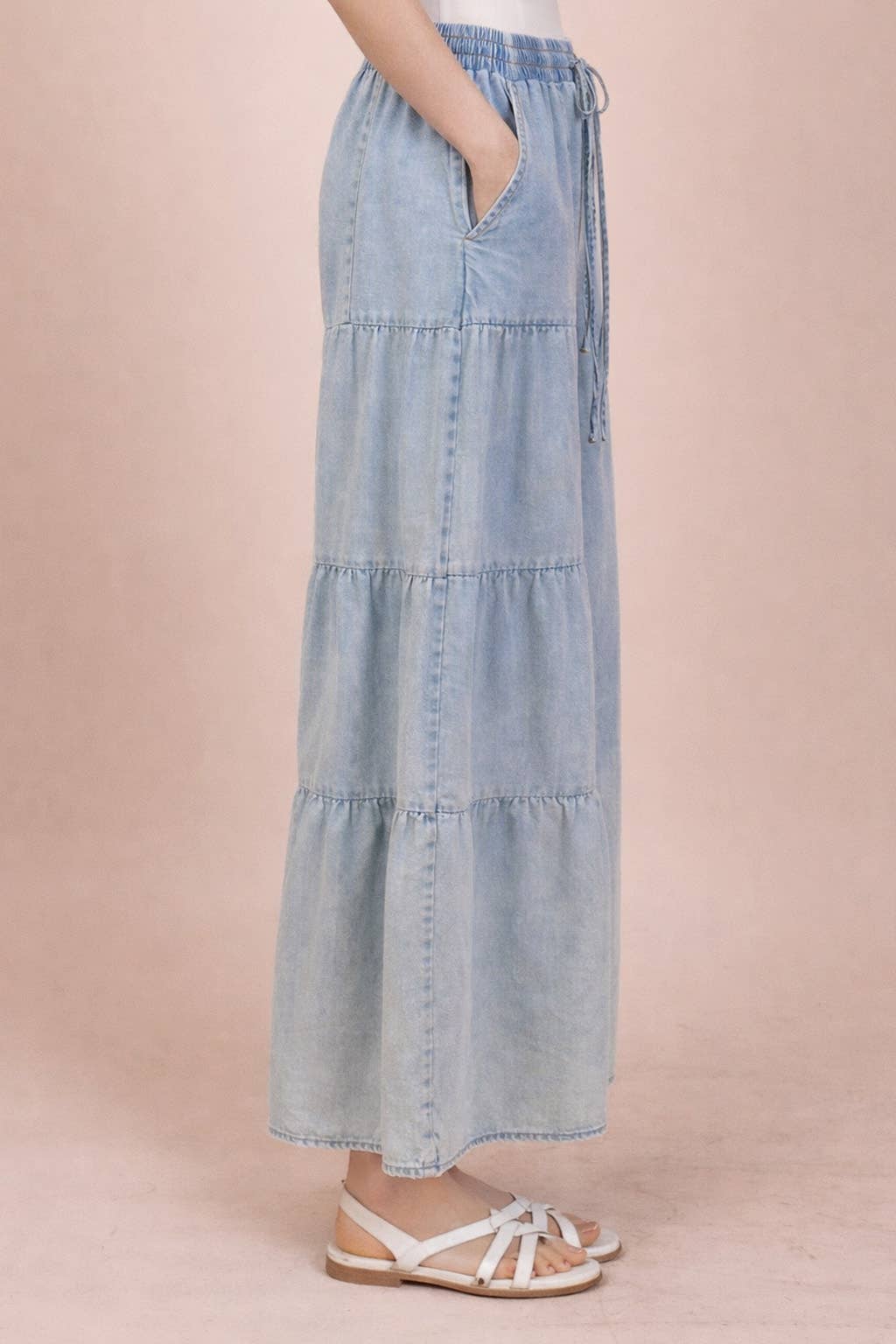 NP70989-Tiered Layers Mineral Washed Chambray Pants
