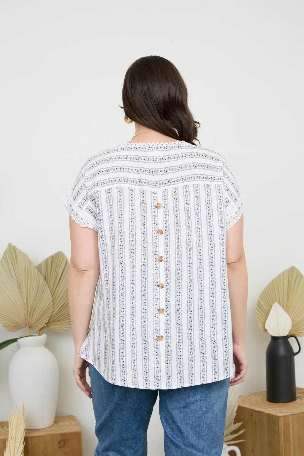 PLUS STRIPE FLORAL BATWING SHORT SLEEVE TOP