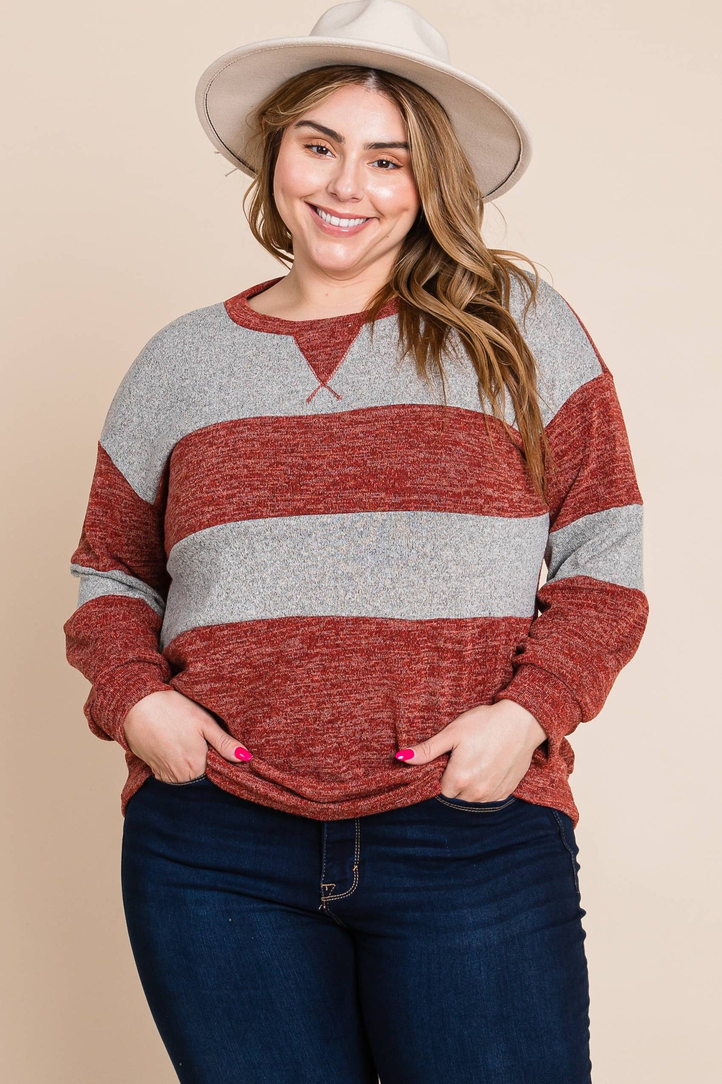 ETK-8626-PL Plus Size Color Block Casual Top