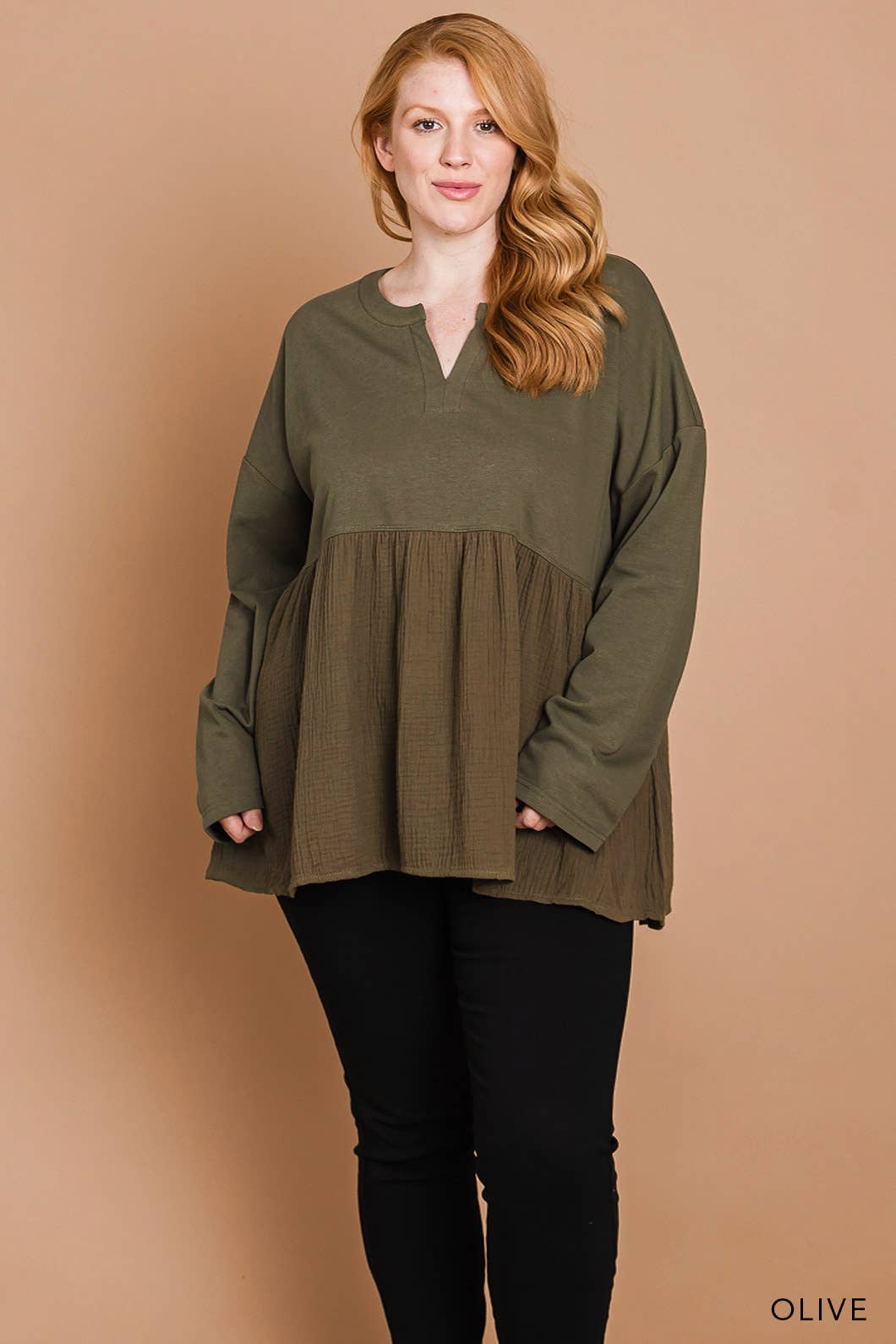 63225_CURVY - Classic Everyday Women's Ruffle Bottom Top