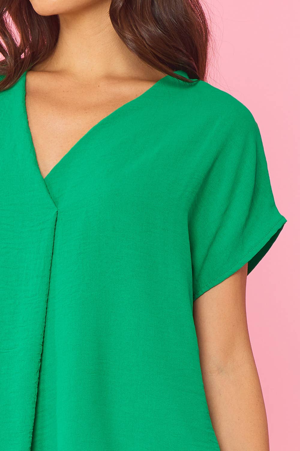 ST3611-PLUS - SOLID V NECK RELAXED FIT SHORT SLEEVE TOP