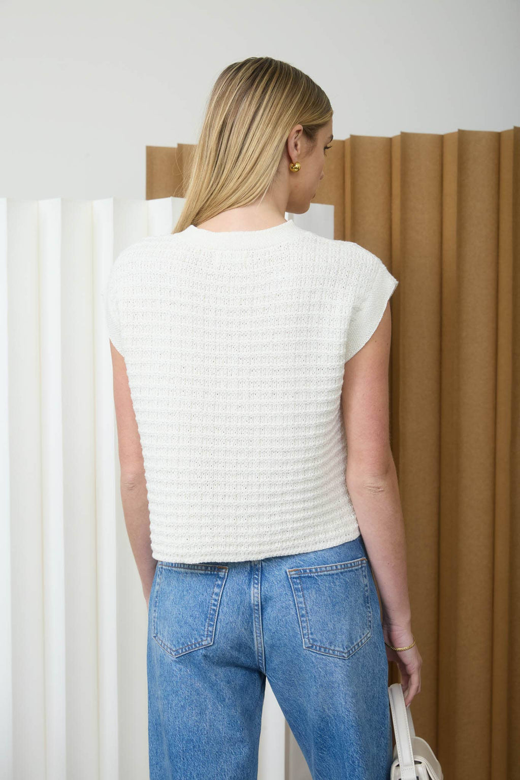 BUTTON HARDWARE DETAIL SHORT SLEEVE KNIT CARDIGAN