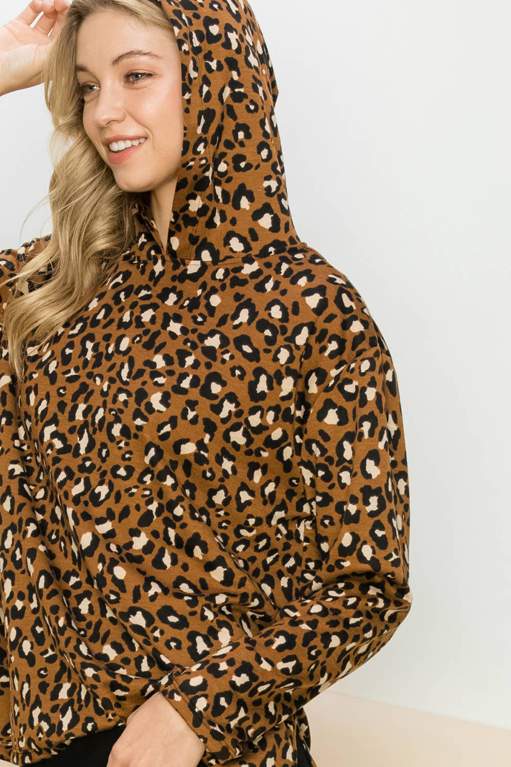 ST3063 - FRENCH TERRY LEOPARD PRINTED TOP WITH HOODIE