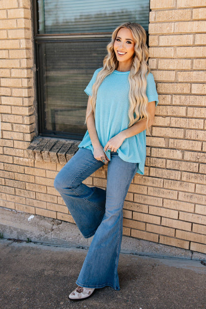 Round Neckline Crochet Poncho Sleeve Top: NAVY / S/M