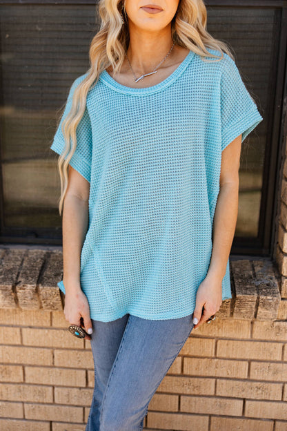 Round Neckline Crochet Poncho Sleeve Top: NAVY / S/M