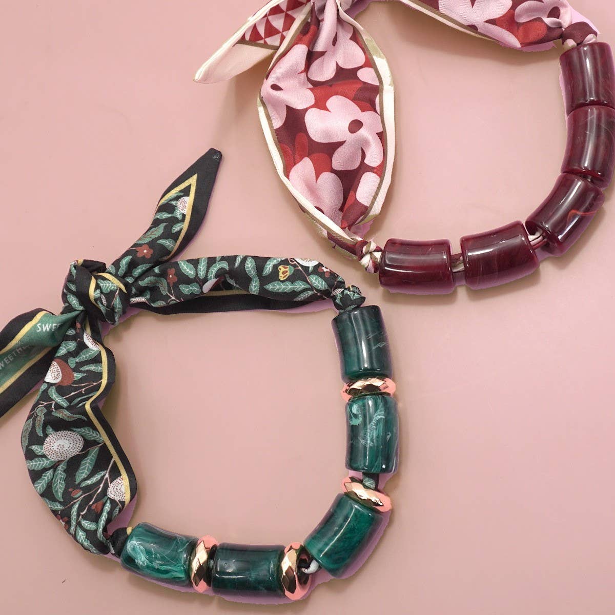 HANDMADE SCARF NECKLACE-CHUNKY MARBLE RESIN | 80N92488