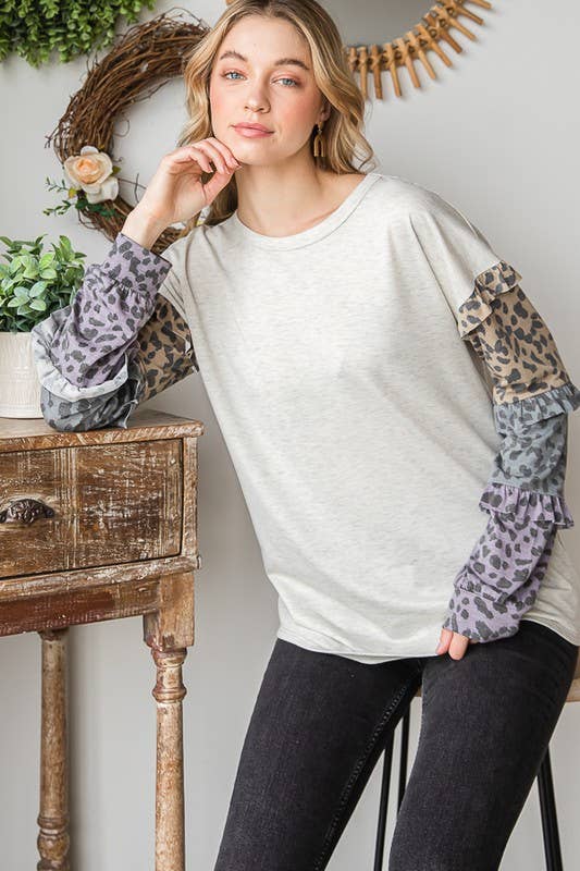 ET6877-10  SOLID COLOR BLOCK AND ANIMAL TOP WITH RUFFLED: OATMEAL / 2-2-2 (S-M-L)