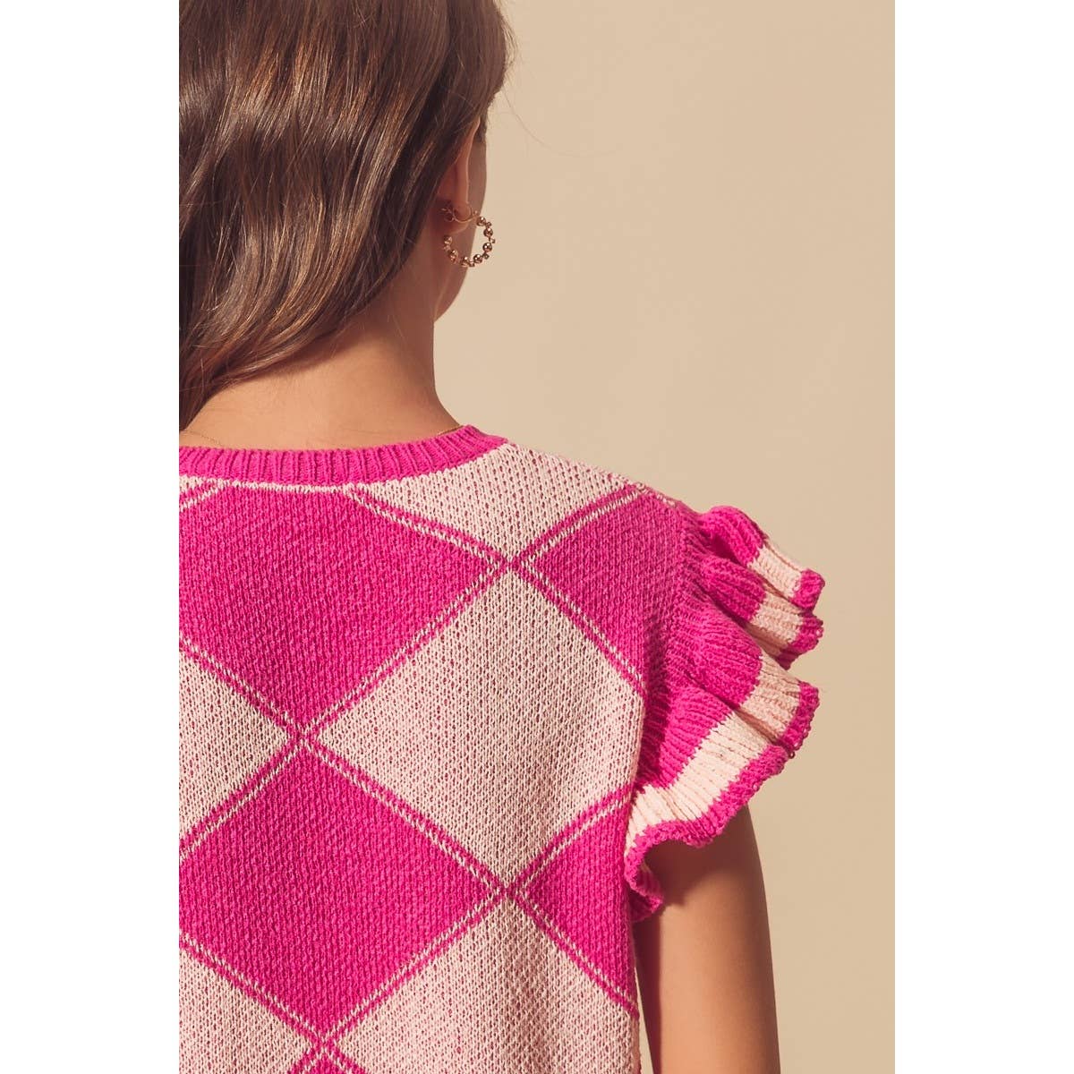 ARGYLE PATTER SWEATER TOP WITH RUFFLED SLEEVES
