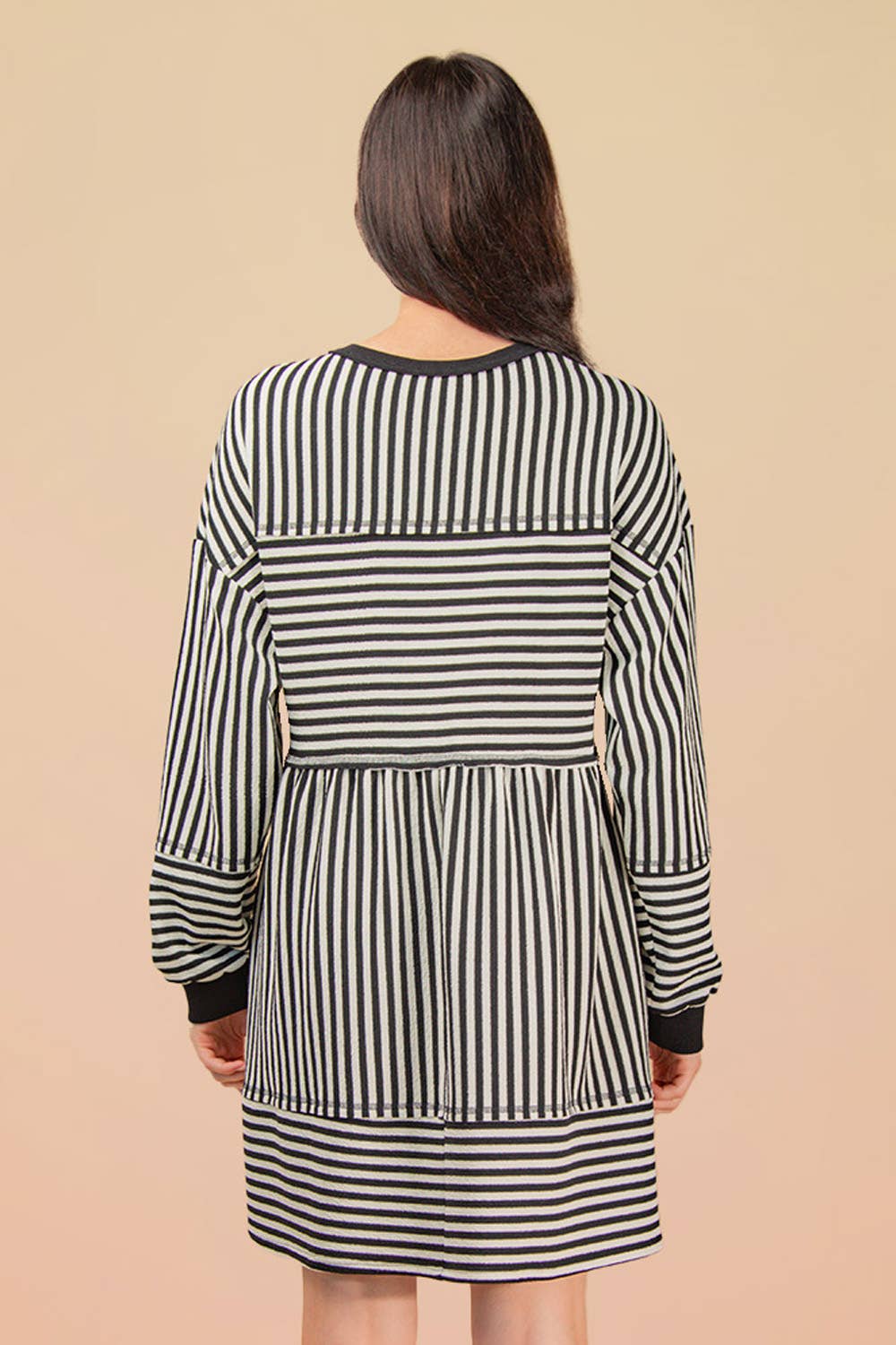 ND31917-Oversized Striped Casual Knit Mini Dress
