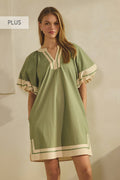 Plus Contrast-trim Shift Dress