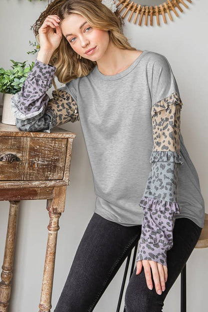 ET6877-10  SOLID COLOR BLOCK AND ANIMAL TOP WITH RUFFLED: OATMEAL / 2-2-2 (S-M-L)