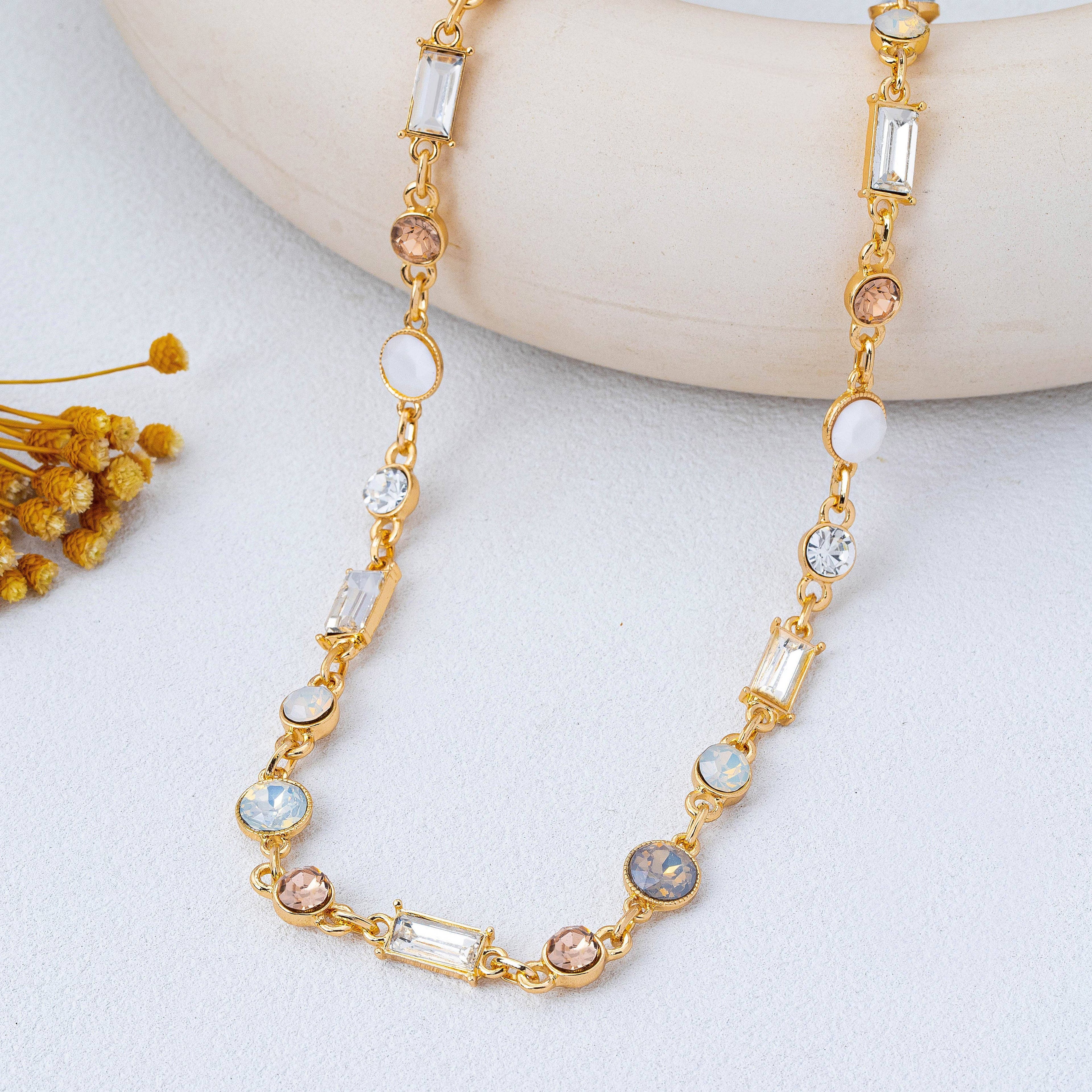 Mixed-Cut Crystal Station Statement Necklace | 80N93306